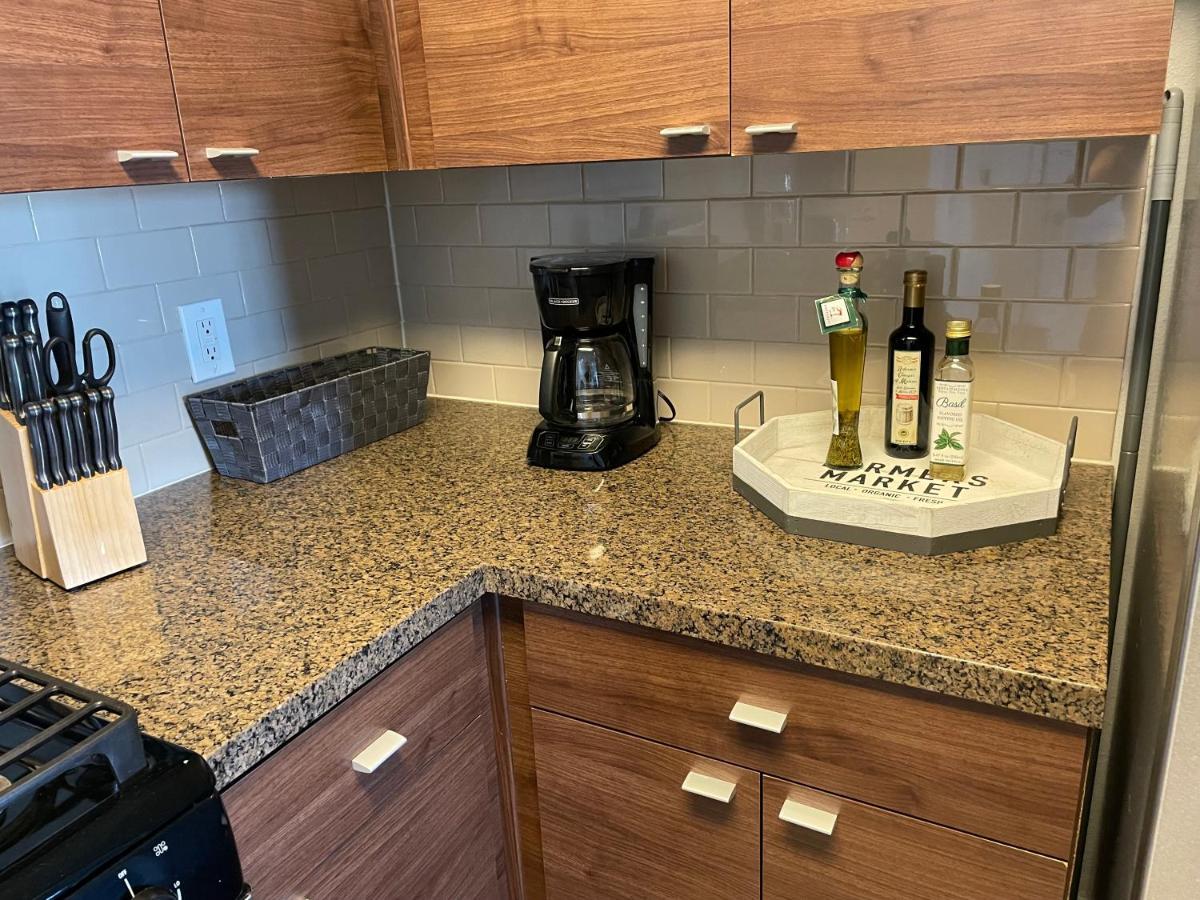 Villa Marina - Modern & Immaculate, Spacious, Gated Condo With Fireplace Pool, Gym, 2 Master Bedrooms Los Angeles Eksteriør billede