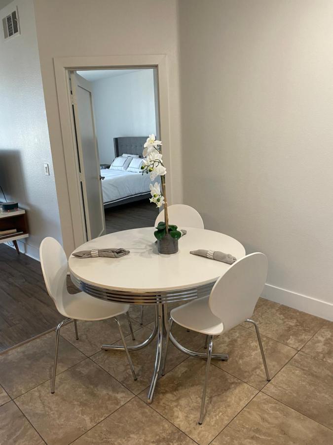 Villa Marina - Modern & Immaculate, Spacious, Gated Condo With Fireplace Pool, Gym, 2 Master Bedrooms Los Angeles Eksteriør billede